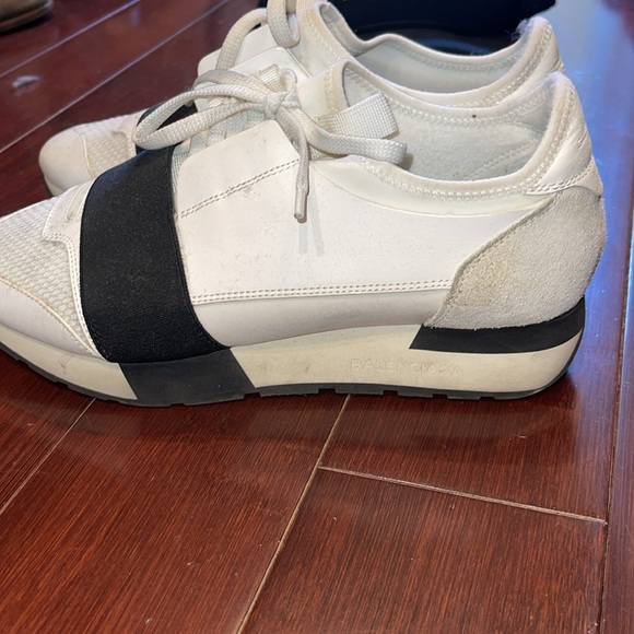 Balenciaga Shoes - Picture 3 of 5